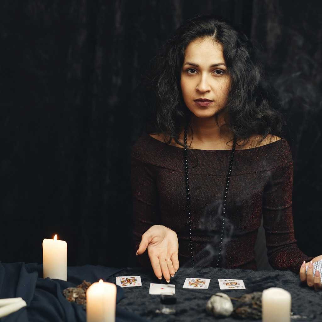 tu carta del Tarot según tu Fecha de Nacimiento
