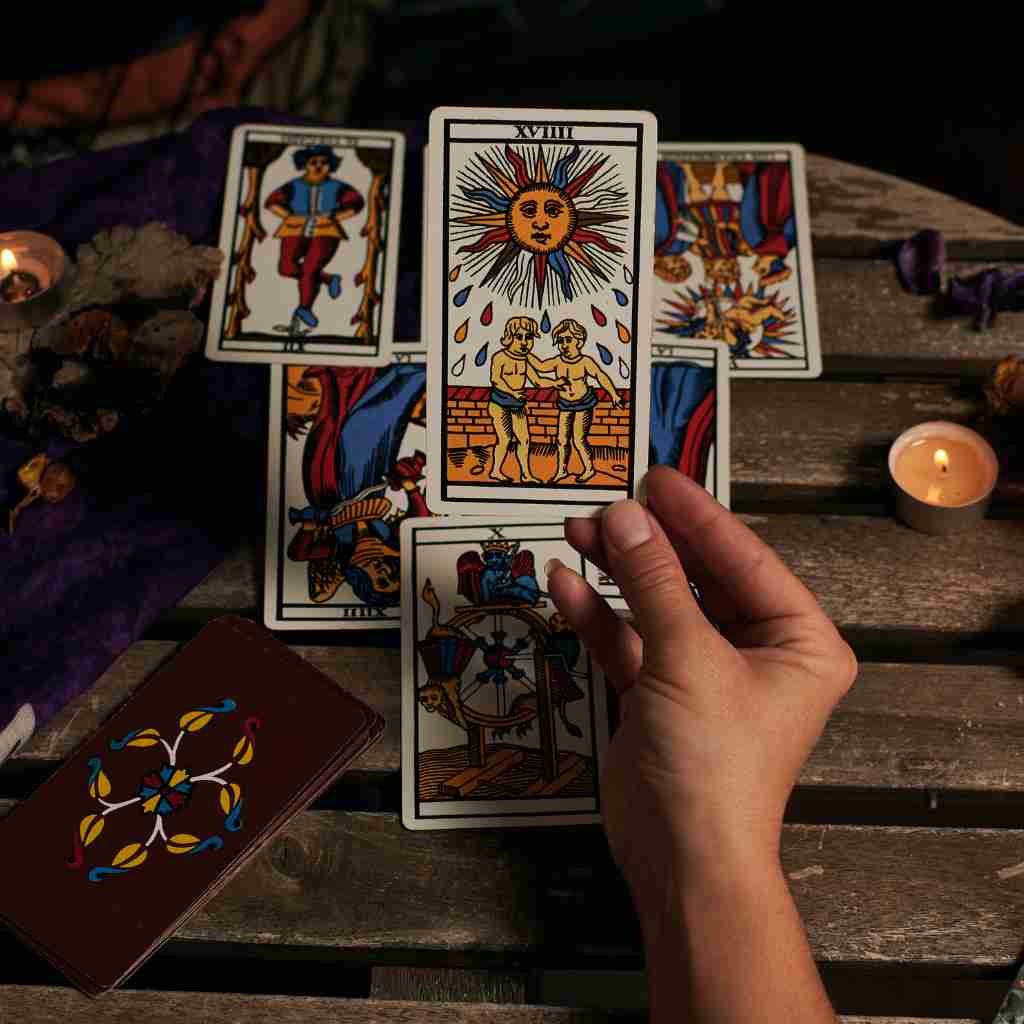 practicar la lectura del tarot